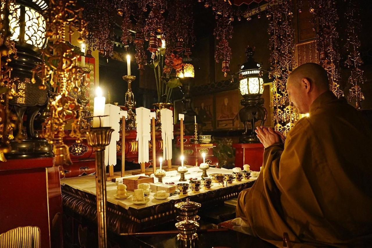 Hotel Koyasan Shukubo Saizenin Zewnętrze zdjęcie