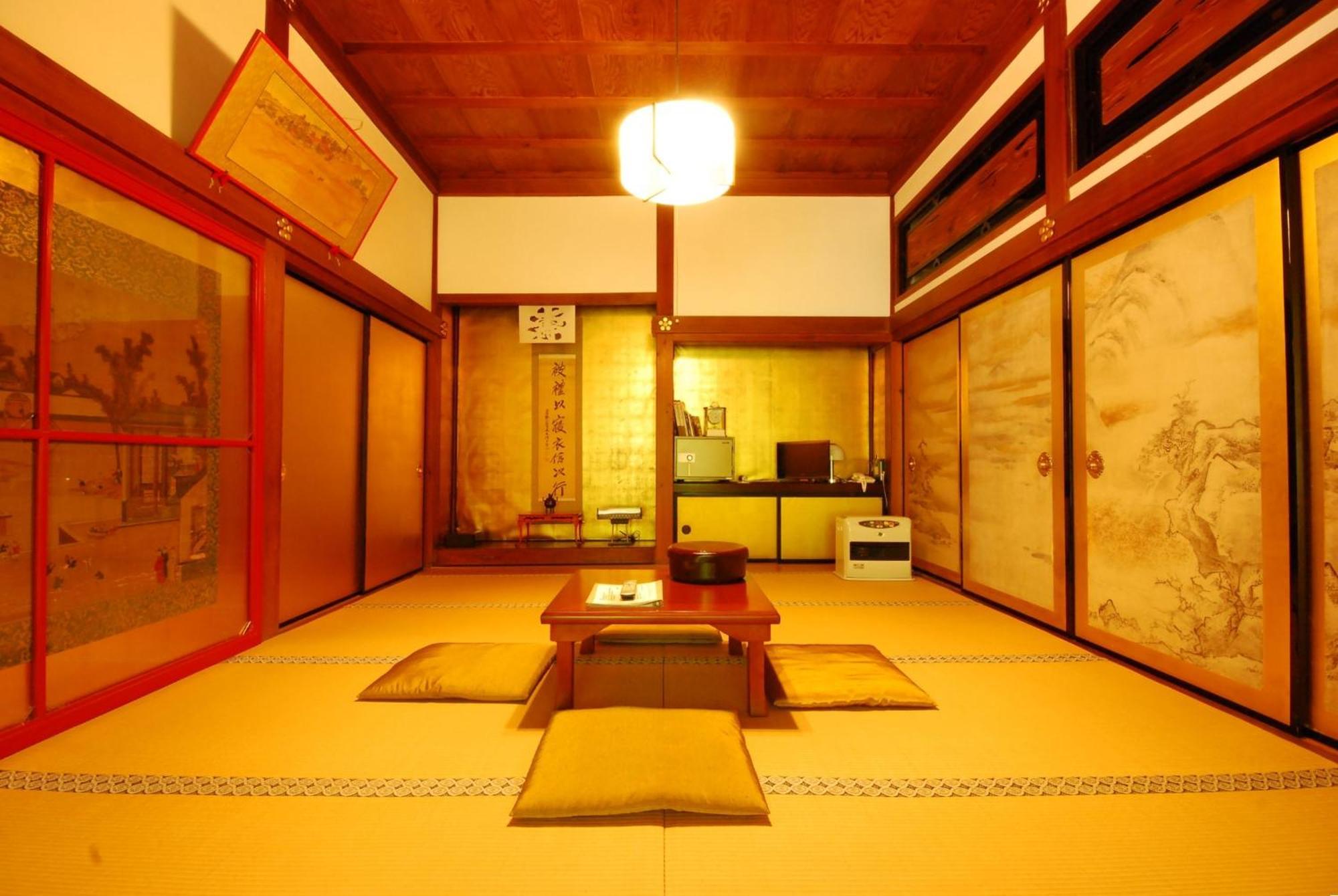Hotel Koyasan Shukubo Saizenin Zewnętrze zdjęcie