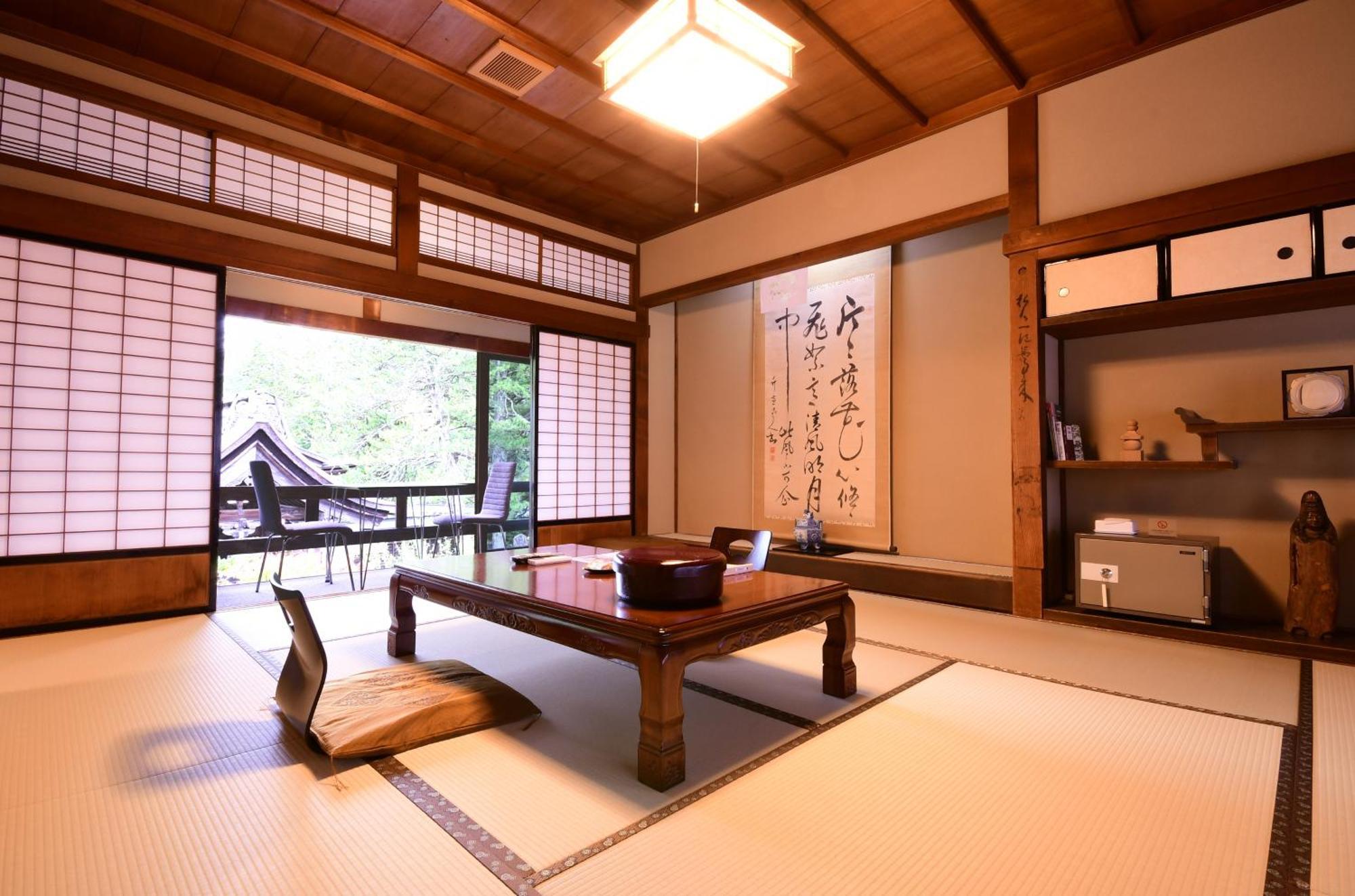 Hotel Koyasan Shukubo Saizenin Zewnętrze zdjęcie