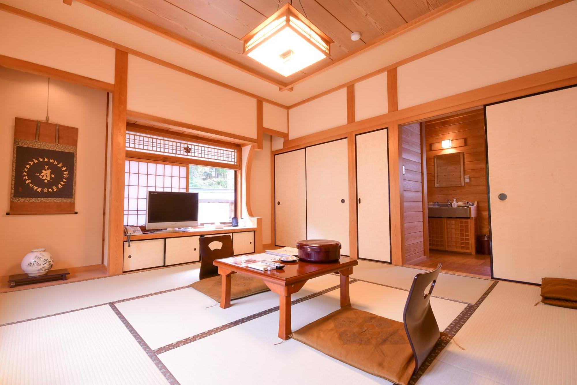 Hotel Koyasan Shukubo Saizenin Zewnętrze zdjęcie