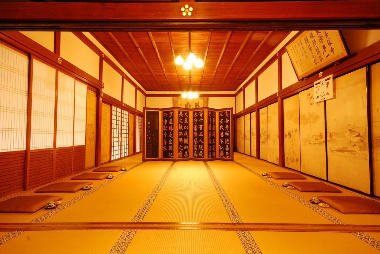 Hotel Koyasan Shukubo Saizenin Zewnętrze zdjęcie