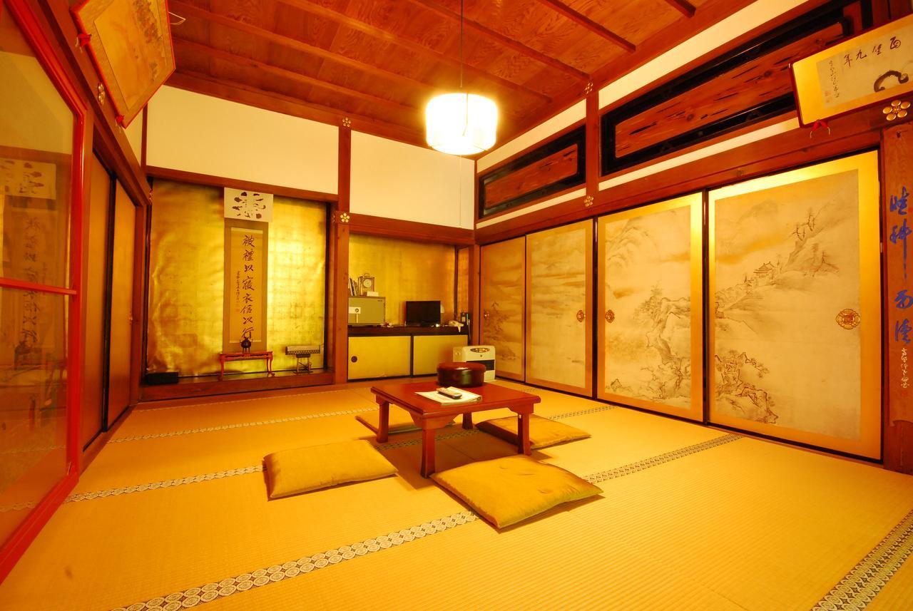 Hotel Koyasan Shukubo Saizenin Zewnętrze zdjęcie