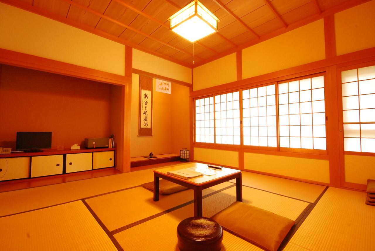 Hotel Koyasan Shukubo Saizenin Zewnętrze zdjęcie