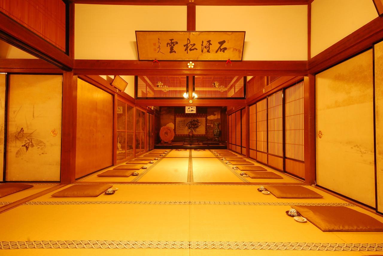 Hotel Koyasan Shukubo Saizenin Zewnętrze zdjęcie