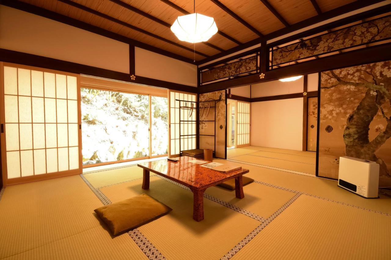Hotel Koyasan Shukubo Saizenin Zewnętrze zdjęcie